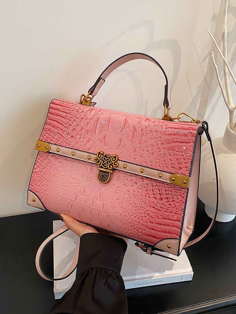 Large-Capacity Womens Handbag With Pattern