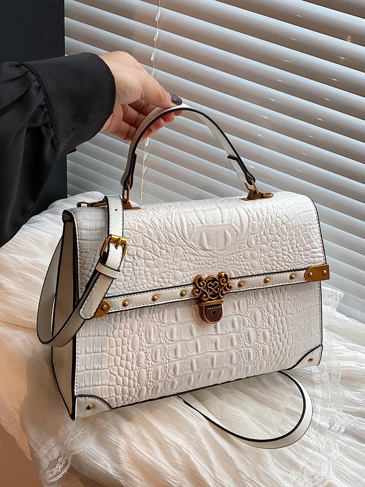 Large-Capacity Womens Handbag With Pattern