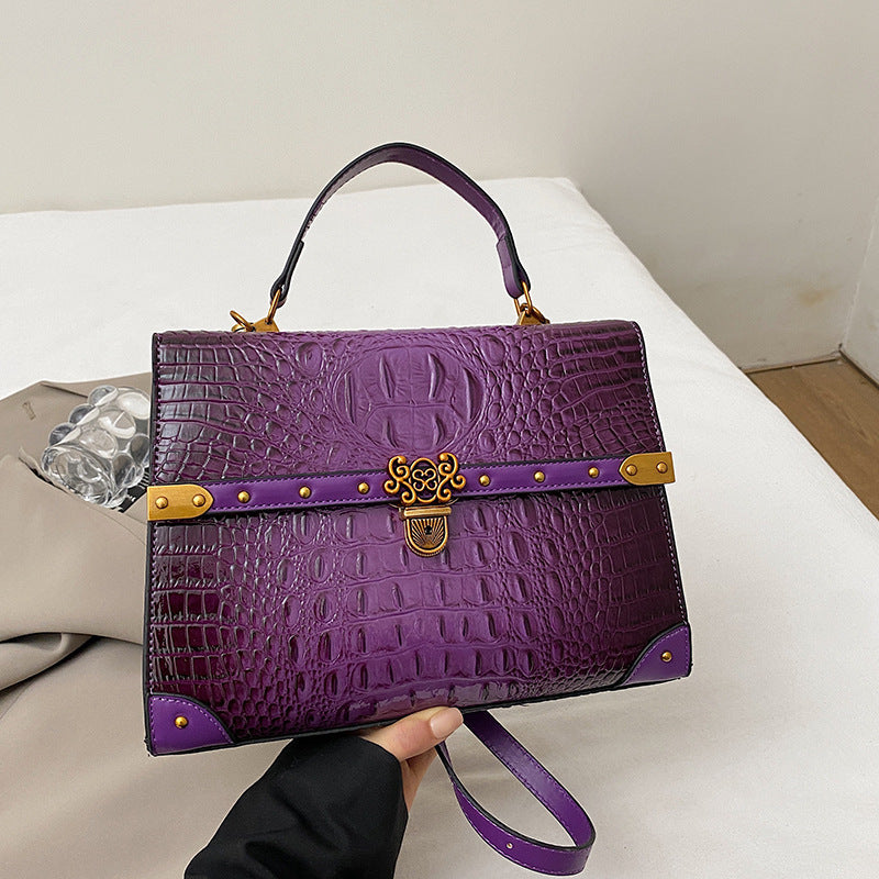 Large-Capacity Womens Handbag With Pattern